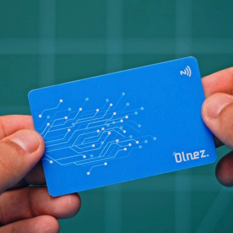 Olnez Navy Card