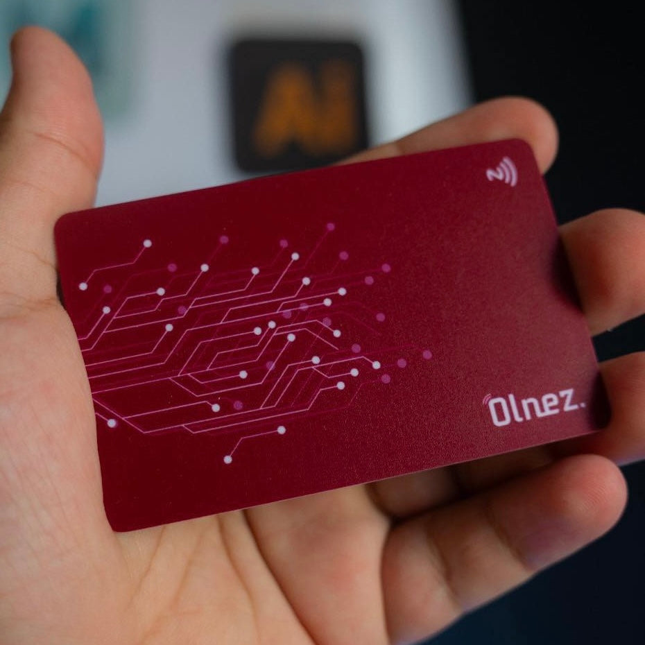 Olnez Maroon Card
